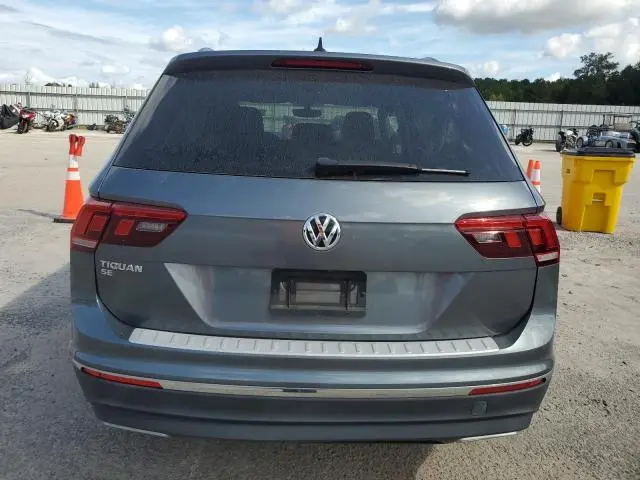 2021 VOLKSWAGEN TIGUAN SE  