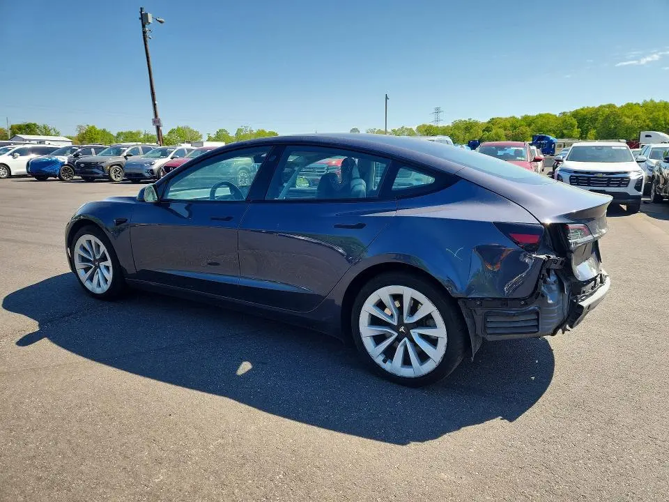 2022 TESLA MODEL 3   