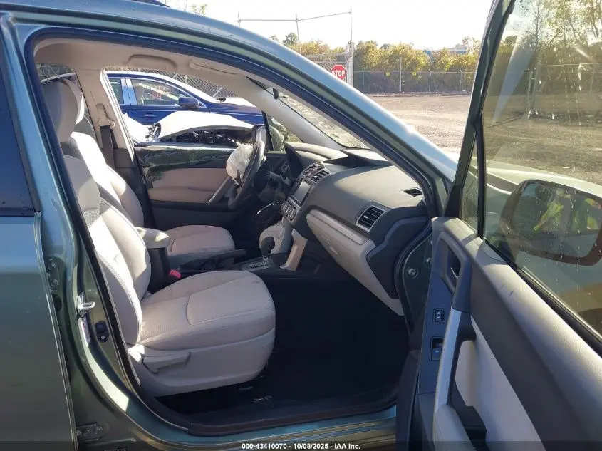 2016 SUBARU FORESTER 2.5I