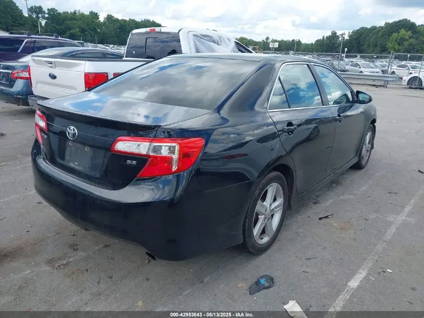 2013 TOYOTA CAMRY SE