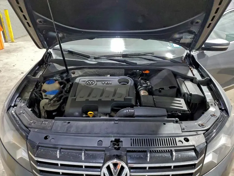 2014 VOLKSWAGEN PASSAT SEL  