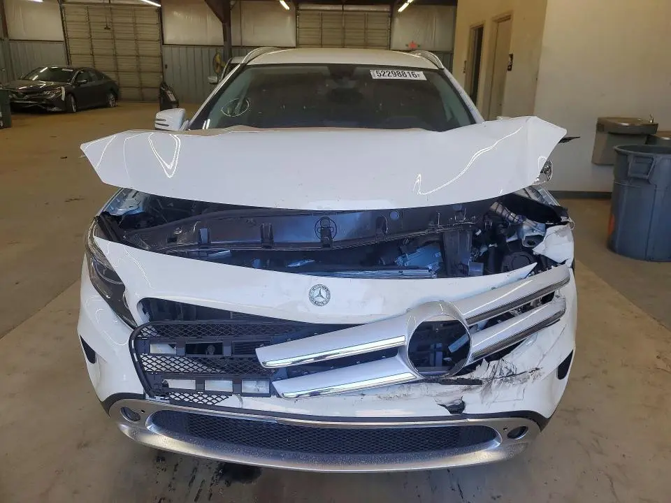 2015 MERCEDES-BENZ GLA 250  