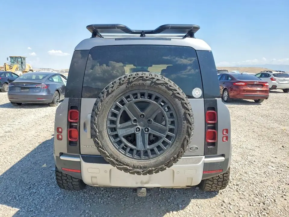 2021 LAND ROVER DEFENDER 110 SE  