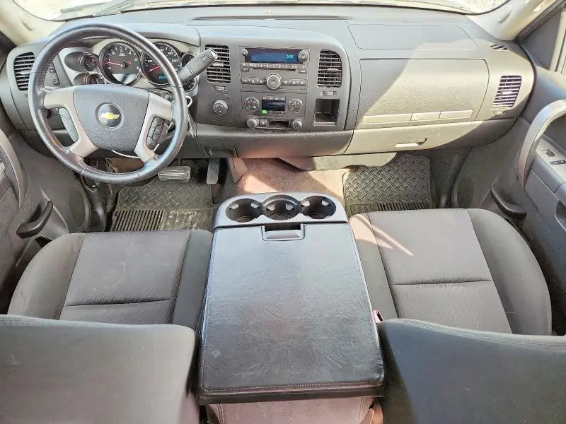 2010 CHEVROLET SILVERADO K1500 LT  