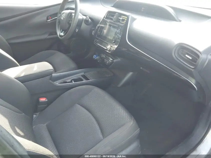 2019 TOYOTA PRIUS LE