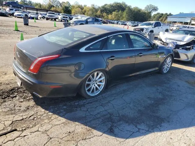 2011 JAGUAR XJ   