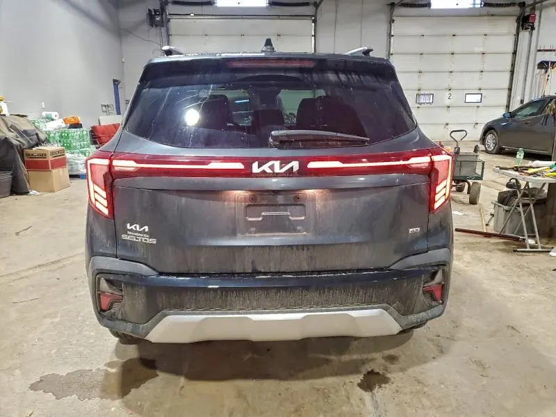 2025 KIA SELTOS S  