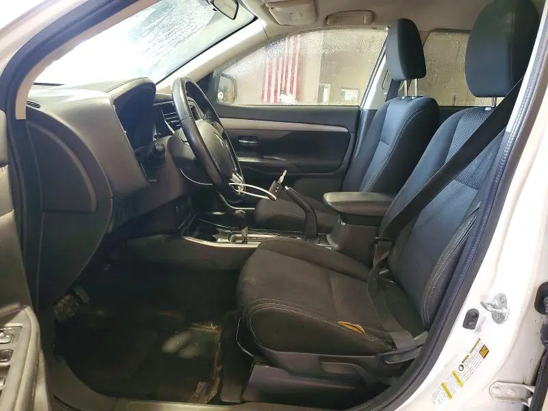 2017 MITSUBISHI OUTLANDER ES  