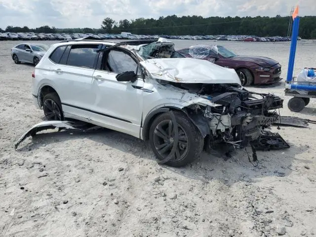 2024 VOLKSWAGEN TIGUAN SE R-LINE BLACK  