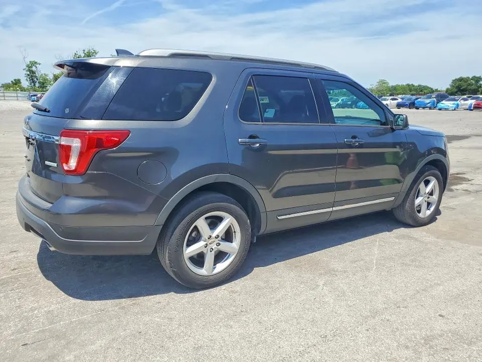2018 FORD EXPLORER XLT  