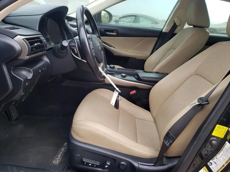 2018 LEXUS IS 300 BASE  