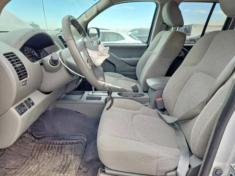 2019 NISSAN FRONTIER SV  