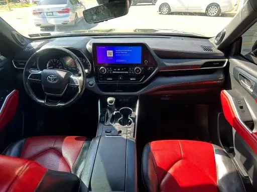 2023 TOYOTA HIGHLANDER XSE  