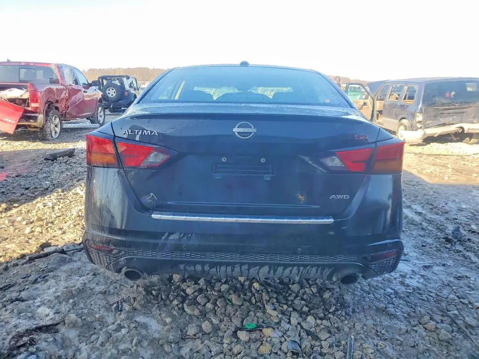 2023 NISSAN ALTIMA 2.5 SR  