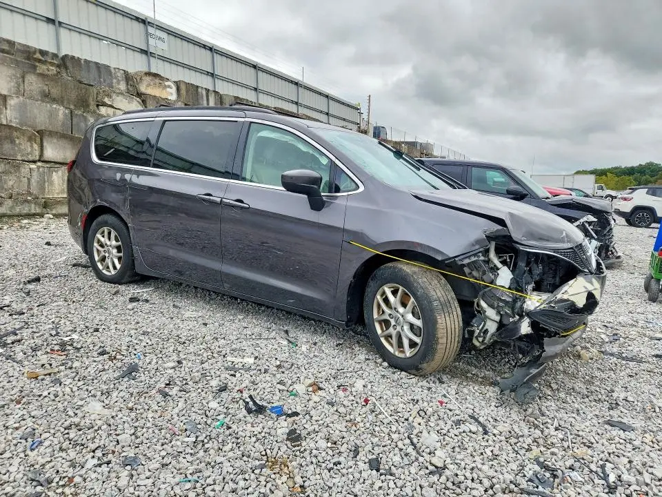 2021 CHRYSLER VOYAGER LXI  