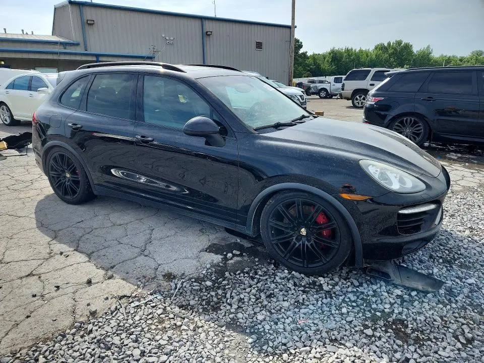2012 PORSCHE CAYENNE TURBO  