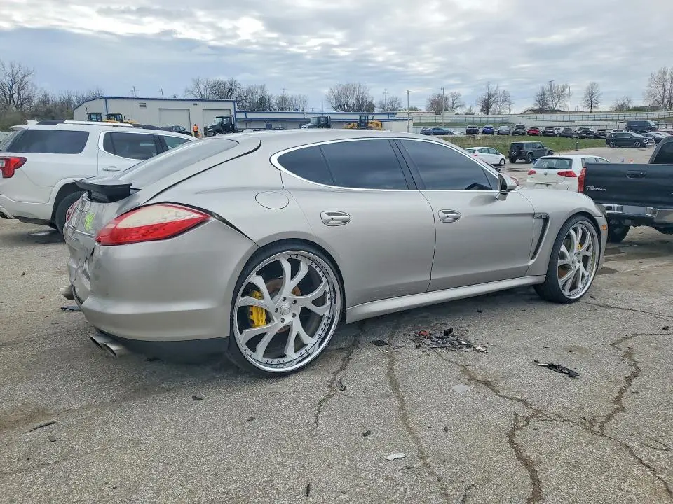 2010 PORSCHE PANAMERA S  