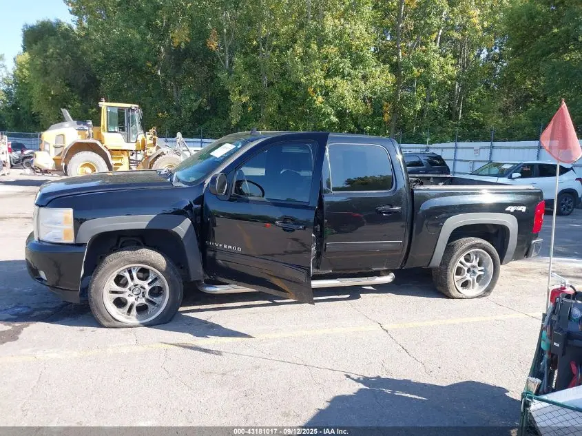 2011 CHEVROLET SILVERADO 1500 LTZ