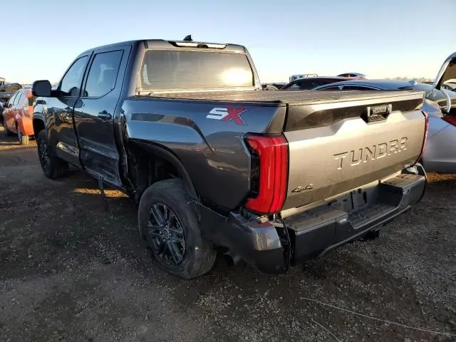 2024 TOYOTA TUNDRA CREWMAX SR  
