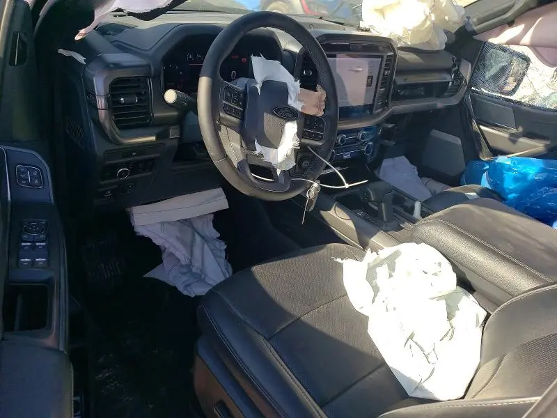 2025 FORD F150 LARIAT  