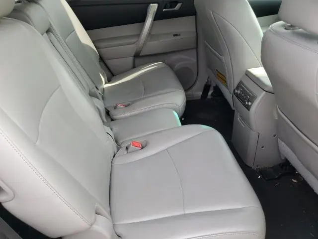 2012 TOYOTA HIGHLANDER BASE  