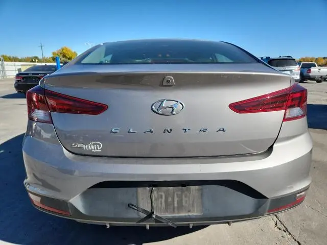2020 HYUNDAI ELANTRA SE  