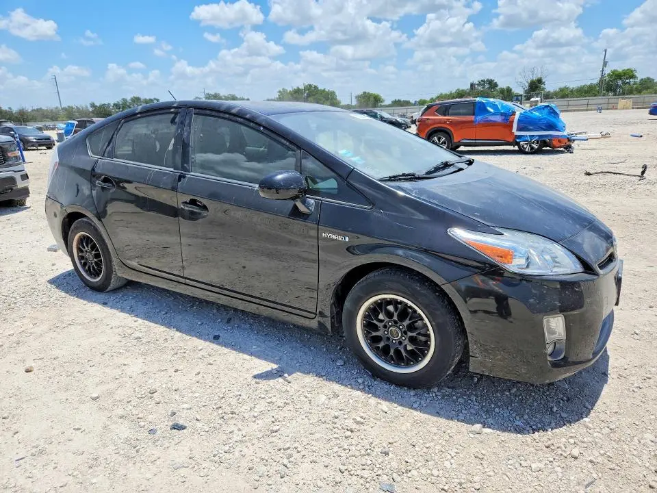 2011 TOYOTA PRIUS TWO  