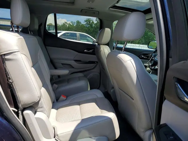 2017 GMC ACADIA SLT-2  