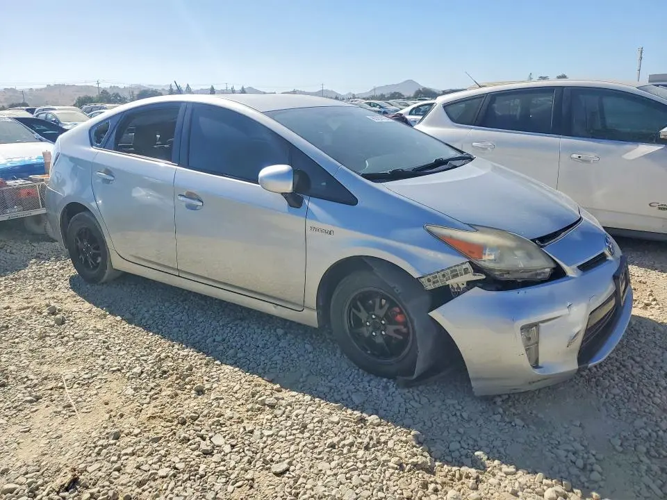 2015 TOYOTA PRIUS TWO  