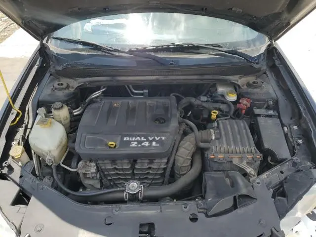 2013 DODGE AVENGER SE  