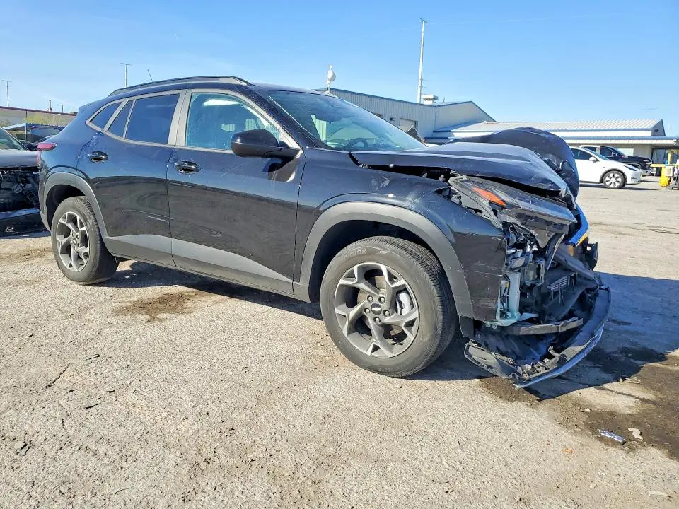 2025 CHEVROLET TRAX 1LT  
