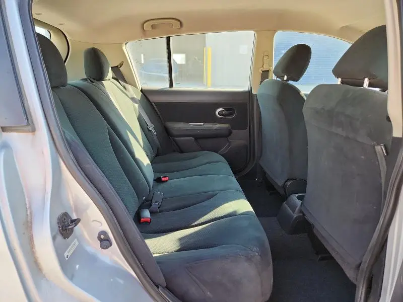 2012 NISSAN VERSA S  