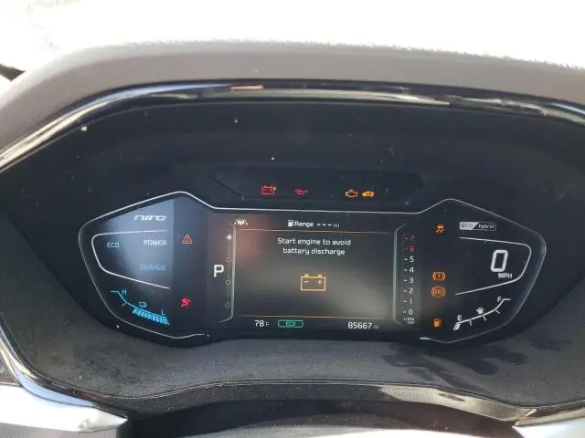 2022 KIA NIRO LXS  