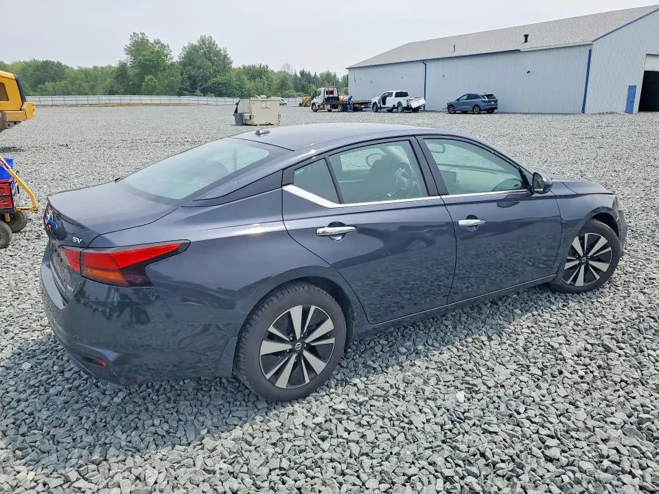2020 NISSAN ALTIMA SV  