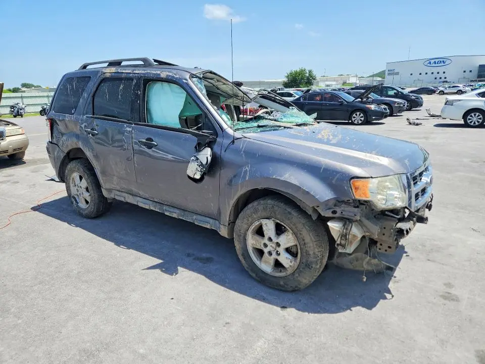 2012 FORD ESCAPE XLT  