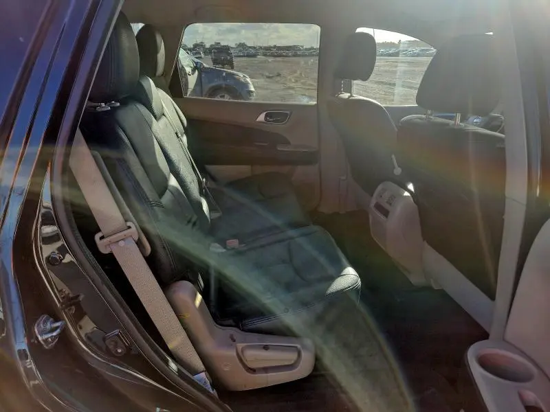 2017 NISSAN PATHFINDER S  