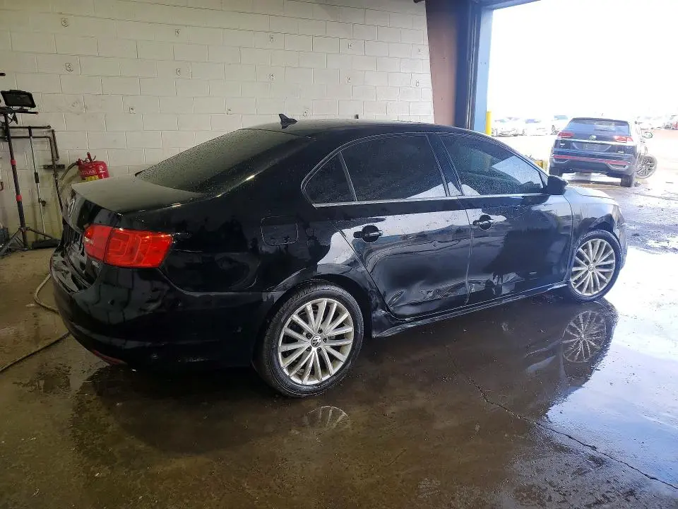 2014 VOLKSWAGEN JETTA SEL  