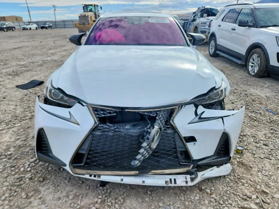 2018 LEXUS IS 300   