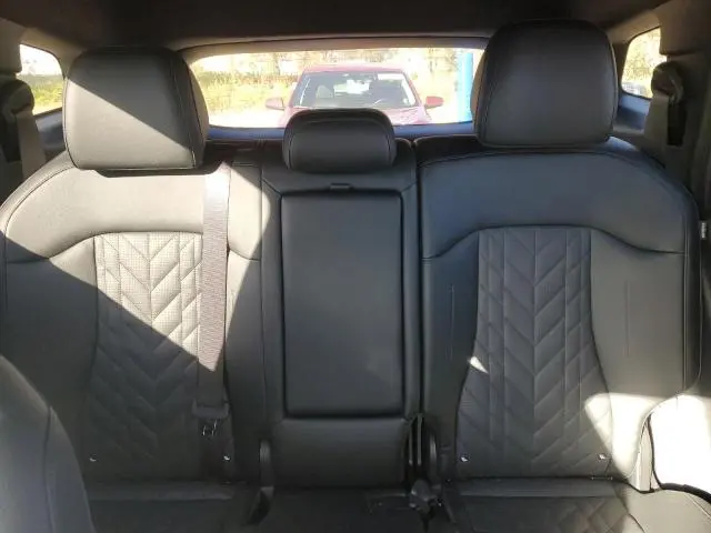 2025 KIA SPORTAGE X LINE  