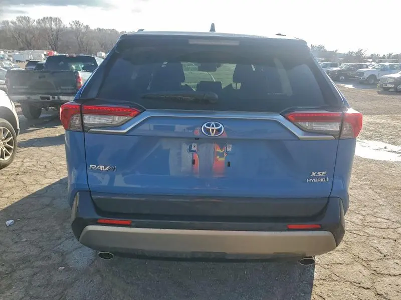 2024 TOYOTA RAV4 XSE  