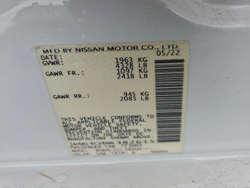 2022 NISSAN ALTIMA SR  