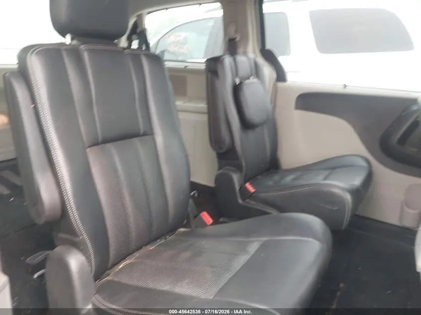 2015 CHRYSLER TOWN & COUNTRY TOURING-L