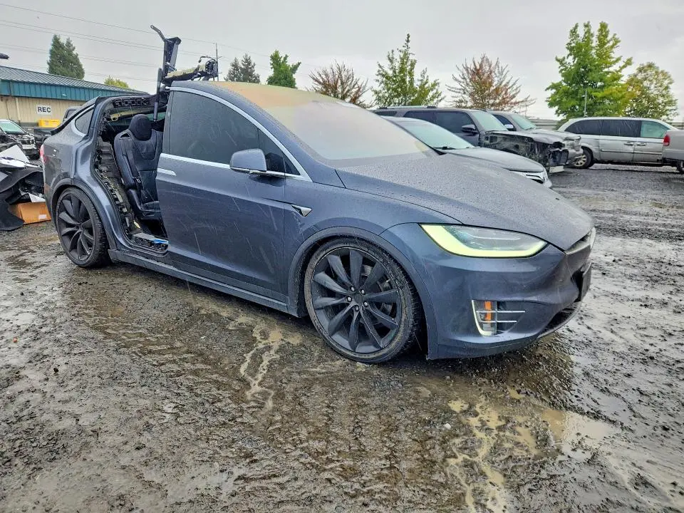 2017 TESLA MODEL X   