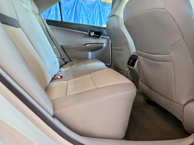 2012 TOYOTA CAMRY XLE  