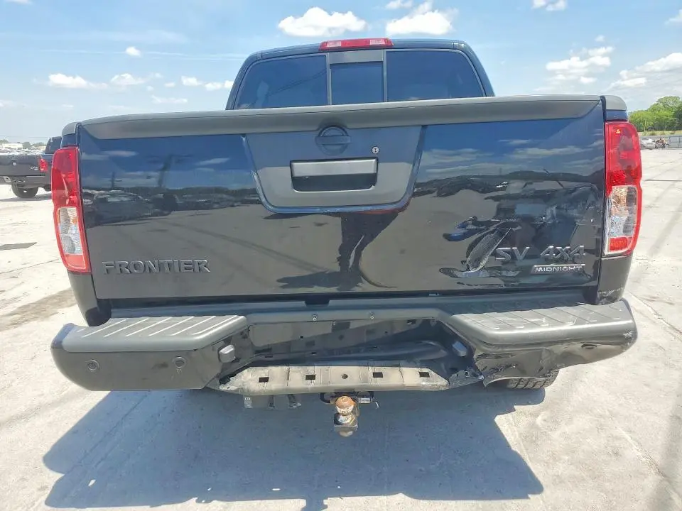 2021 NISSAN FRONTIER SV  