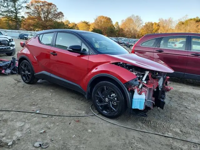 2021 TOYOTA C-HR XLE  