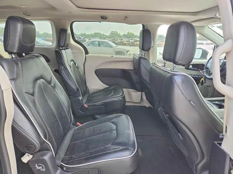 2022 CHRYSLER PACIFICA LIMITED  