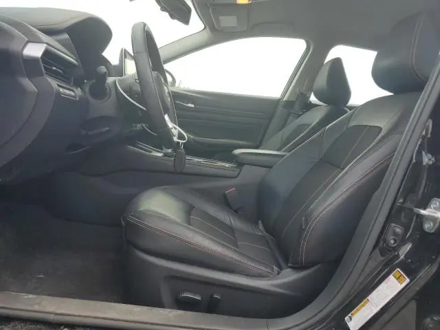 2022 NISSAN ALTIMA SR  