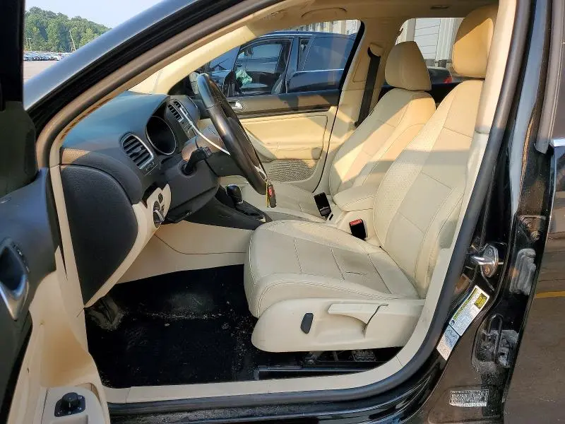 2012 VOLKSWAGEN JETTA TDI  