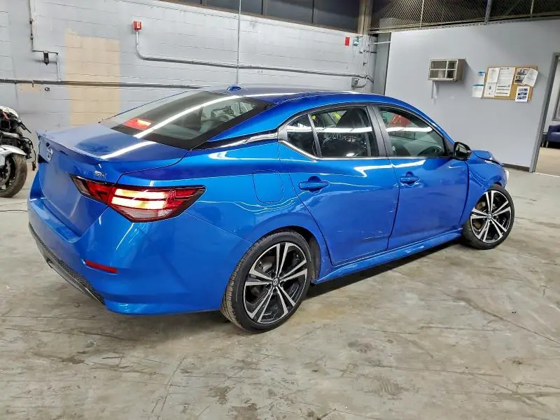 2022 NISSAN SENTRA SR  